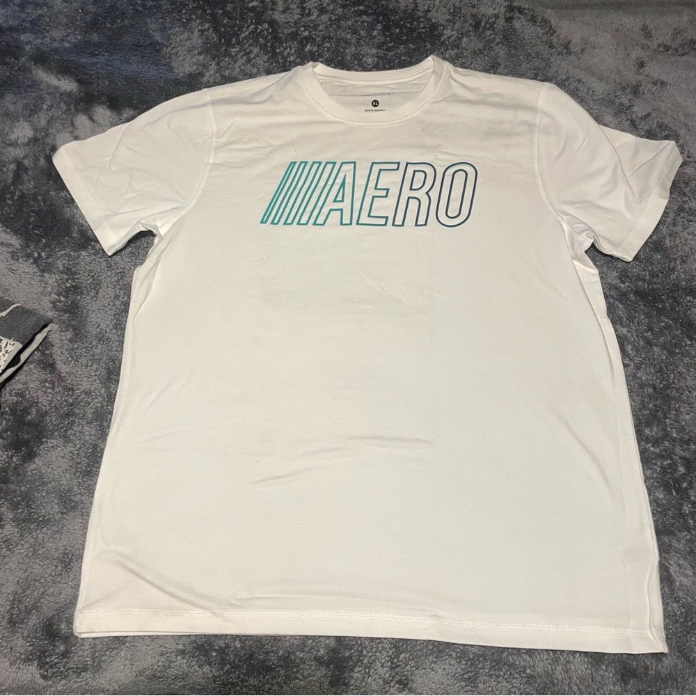 Aeropostale White Athletic shirt XL